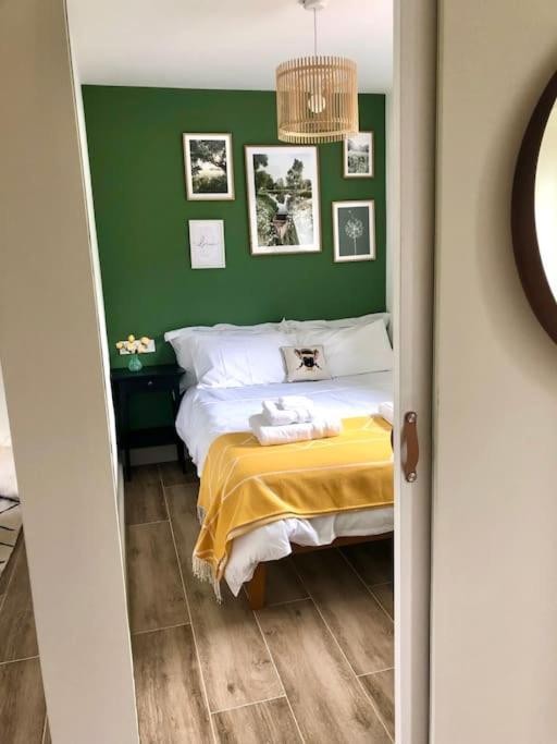 Linden Suite Goring Ngoại thất bức ảnh